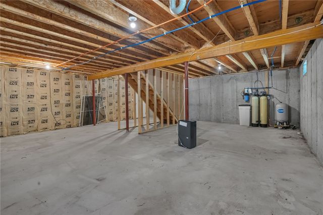 46 Victory Highway, West Greenwich, RI 02817