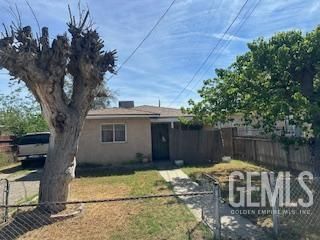 2330 S J Street, Bakersfield, CA 93304