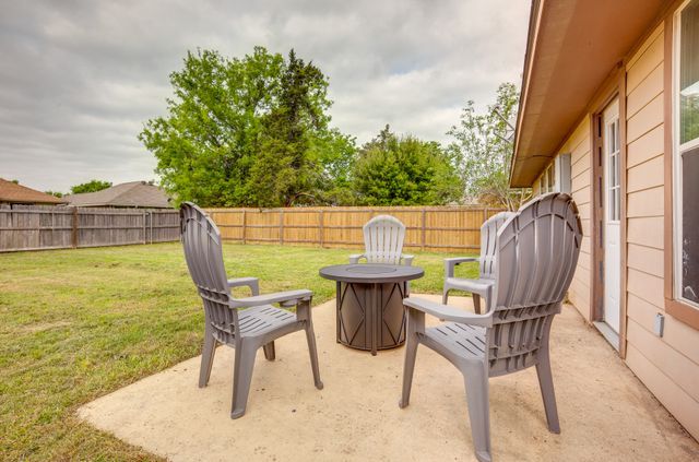 2105 Granite Ridge Place, Bryan, TX 77801