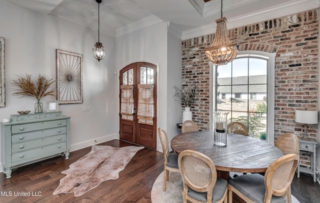 307 Emerald Way, Brandon, MS 39047