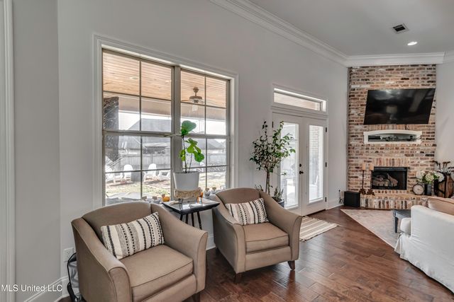 307 Emerald Way, Brandon, MS 39047