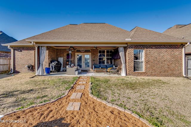 307 Emerald Way, Brandon, MS 39047