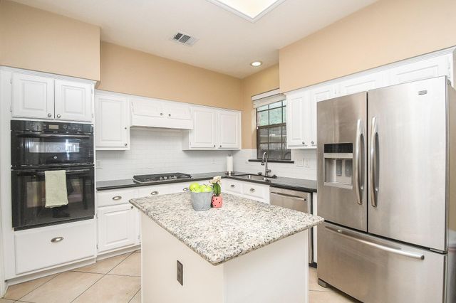 7618 Shangrila Lane, Houston, TX 77095