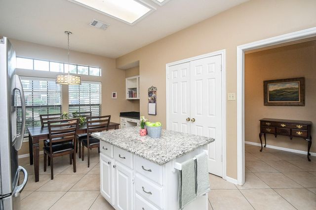 7618 Shangrila Lane, Houston, TX 77095