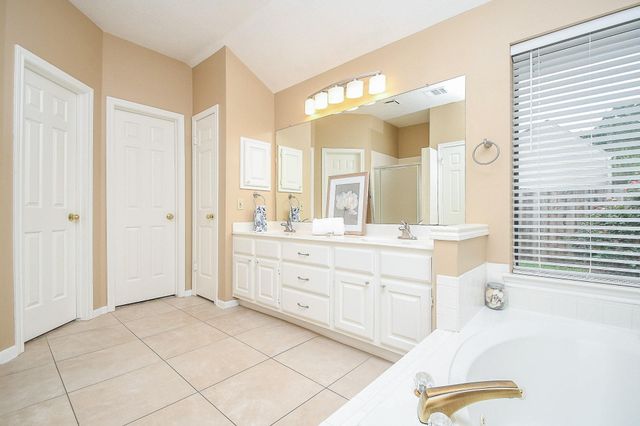 7618 Shangrila Lane, Houston, TX 77095
