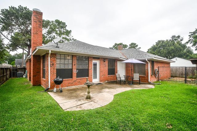 7618 Shangrila Lane, Houston, TX 77095