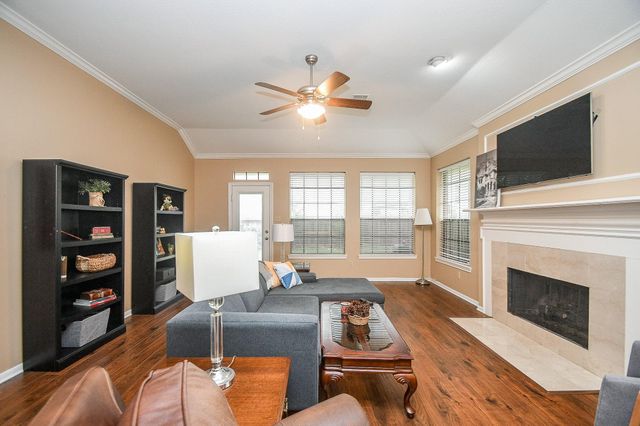 7618 Shangrila Lane, Houston, TX 77095