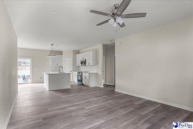 5508 E Old Marion Hwy, Florence, SC 29506