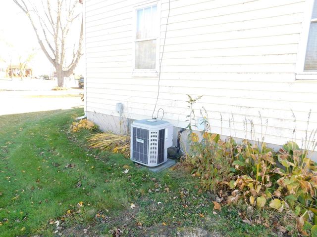 N8621 WOLF RIVER DRIVE, Algoma, WI 45201