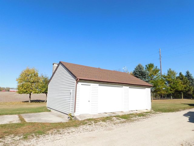 N8621 WOLF RIVER DRIVE, Algoma, WI 45201