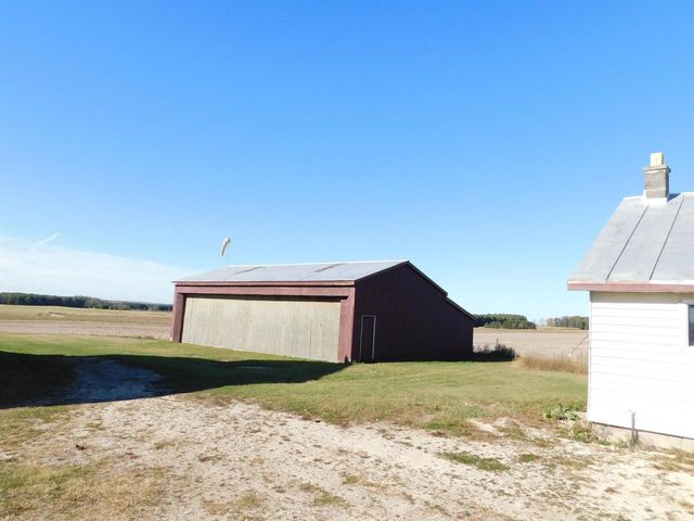 N8621 WOLF RIVER DRIVE, Algoma, WI 45201