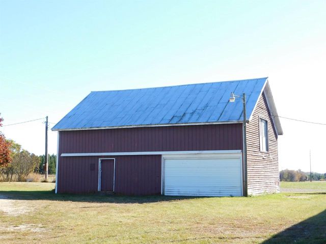 N8621 WOLF RIVER DRIVE, Algoma, WI 45201