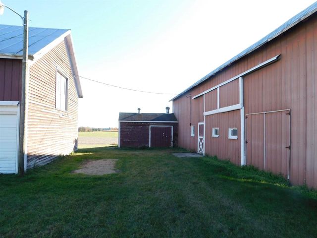 N8621 WOLF RIVER DRIVE, Algoma, WI 45201