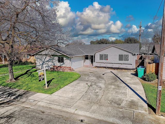 5416 Ridgeway Ave, Stockton, CA 95207