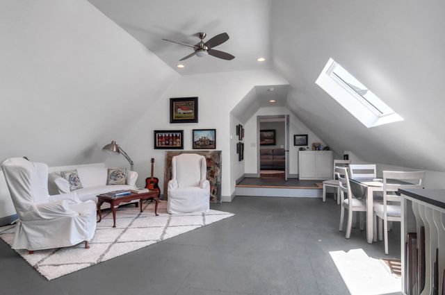1201 Shoreside Dr, Hendersonville, TN 37075