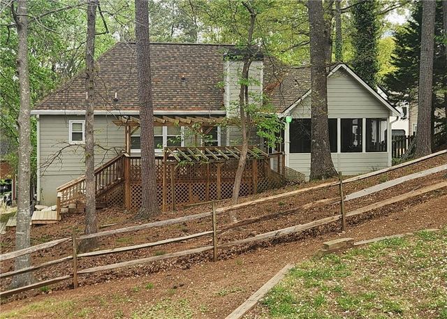 912 Feather Creek Lane, Woodstock, GA 30189