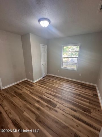 1911 Ingalls Avenue, Pascagoula, MS 39567