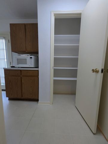 13422 Sarento Village, Sugar Land, TX 77498