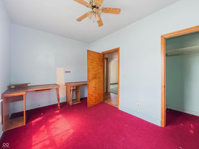 2202 Columbus Avenue, Anderson, IN 46016