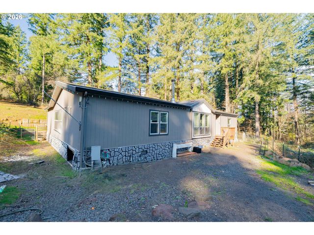 28304 Ne HATHAWAY Rd, Camas, WA 98607