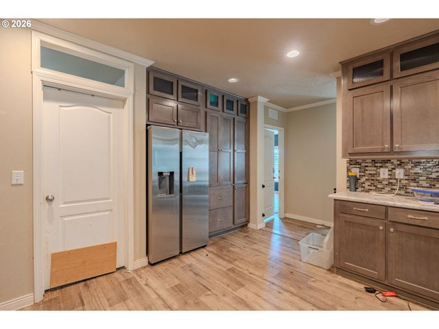 28304 Ne HATHAWAY Rd, Camas, WA 98607