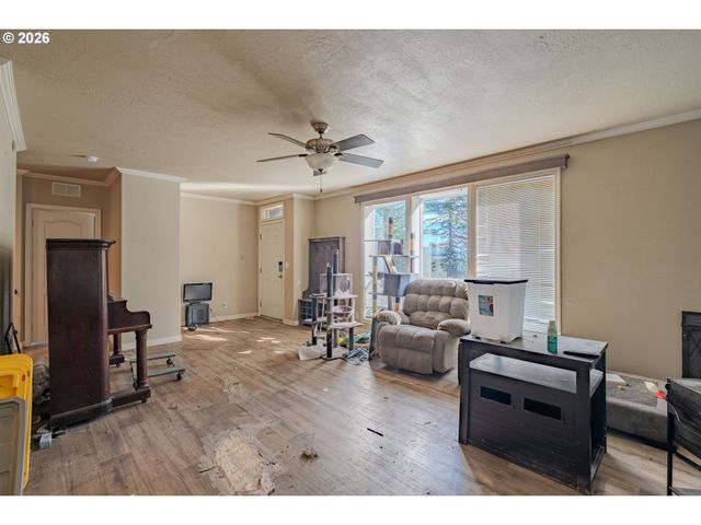 28304 Ne HATHAWAY Rd, Camas, WA 98607