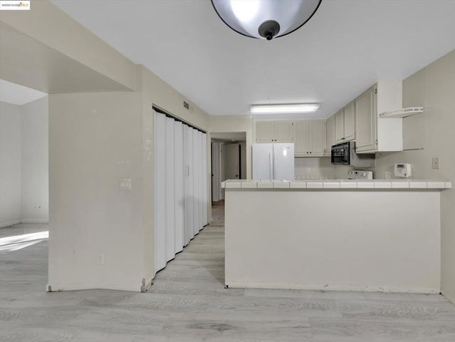 601 Palomino Dr D, Pleasanton, CA 94566