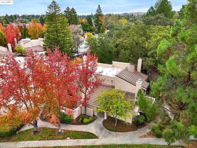 601 Palomino Dr D, Pleasanton, CA 94566