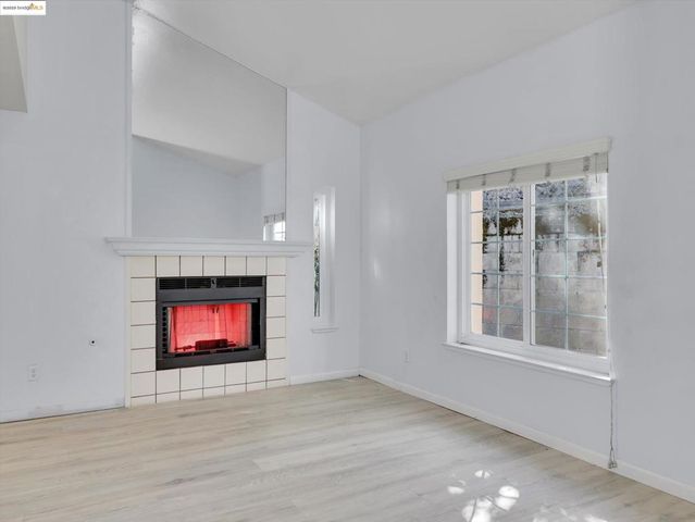 601 Palomino Dr D, Pleasanton, CA 94566