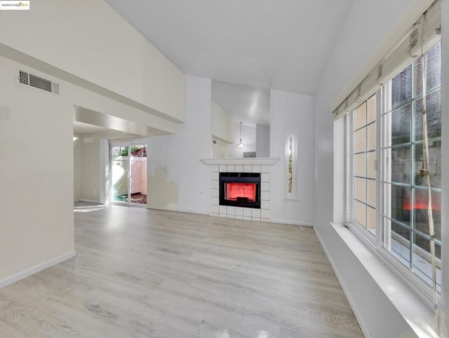 601 Palomino Dr D, Pleasanton, CA 94566