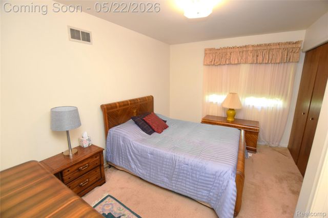 1349 Ox Yoke Drive, Flint Charter Township, MI 48532