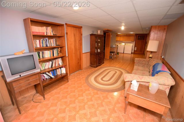 1349 Ox Yoke Drive, Flint Charter Township, MI 48532