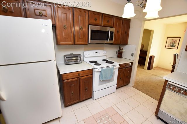 1349 Ox Yoke Drive, Flint Charter Township, MI 48532