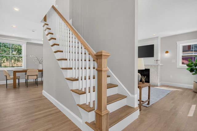 20 Saltonstall Rd, Medford, MA 02155