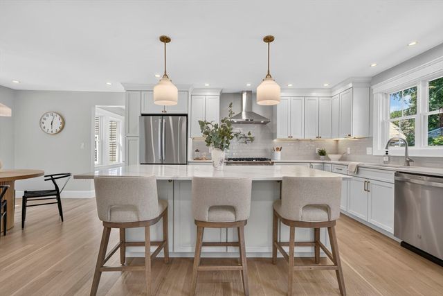 20 Saltonstall Rd, Medford, MA 02155