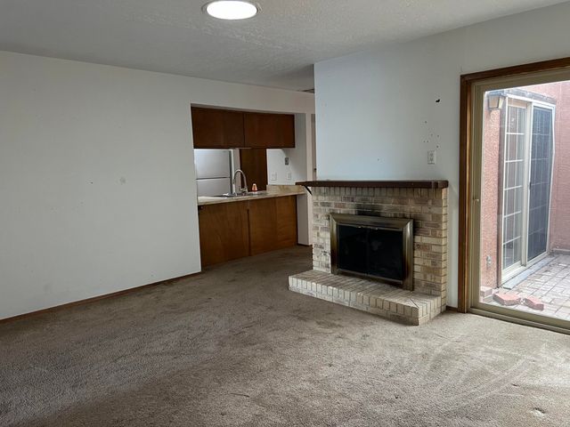 6036 Del Campo Place NE, Albuquerque, NM 87109