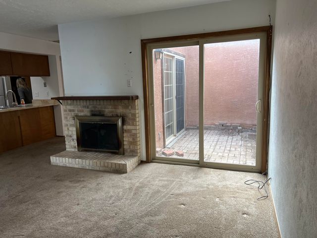 6036 Del Campo Place NE, Albuquerque, NM 87109