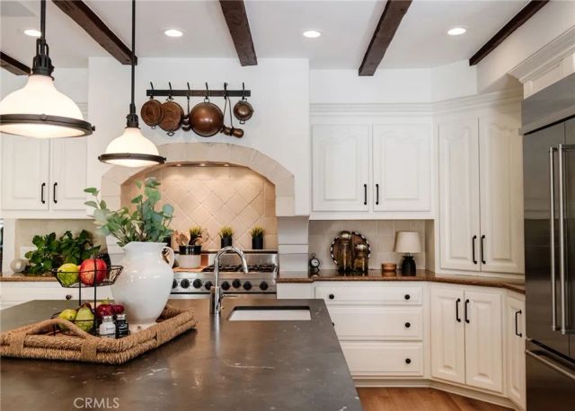 3825 Palos Verdes Drive North, Palos Verdes Estates, CA 90274