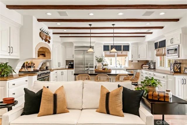 3825 Palos Verdes Drive North, Palos Verdes Estates, CA 90274