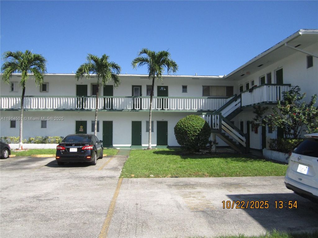 6730 Arbor Dr 208, Miramar, FL 33023