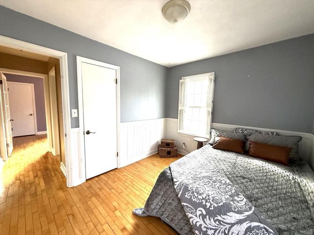 702 W 20TH AVENUE, Oshkosh, WI 54902