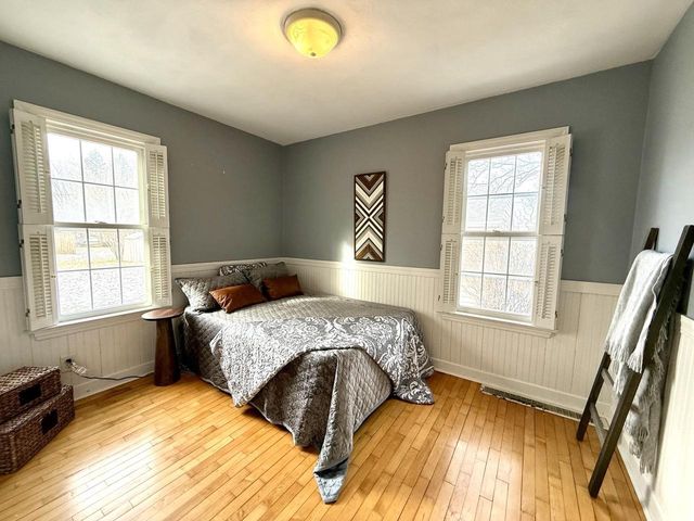 702 W 20TH AVENUE, Oshkosh, WI 54902