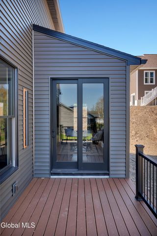 130 Hidley Road, North Greenbush, NY 12198