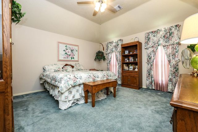 10315 Springland Ct, Houston, TX 77065