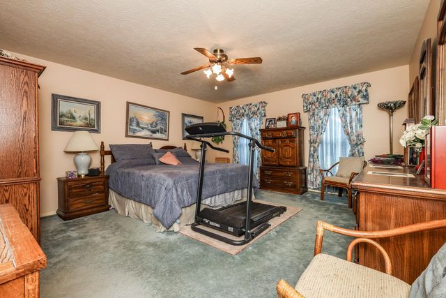 10315 Springland Ct, Houston, TX 77065