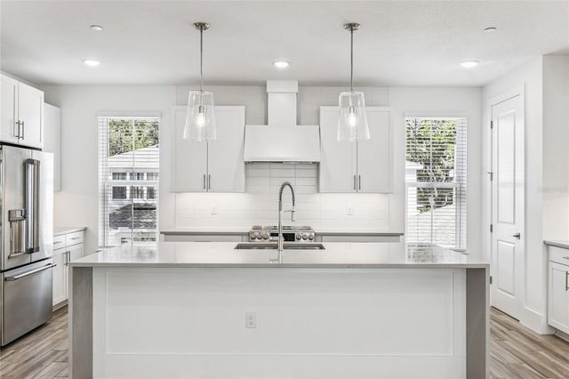 1824 LIPHOCK ALLEY 30, Orlando, FL 32803