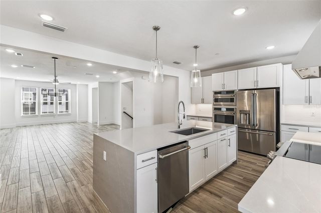 1824 LIPHOCK ALLEY 30, Orlando, FL 32803