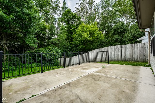 8551 Kousa Drive, Indianapolis, IN 46234
