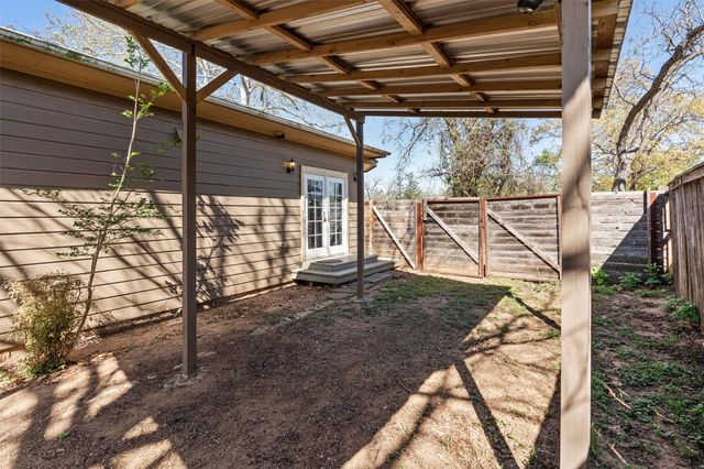 209 Harris ST, Elgin, TX 78621