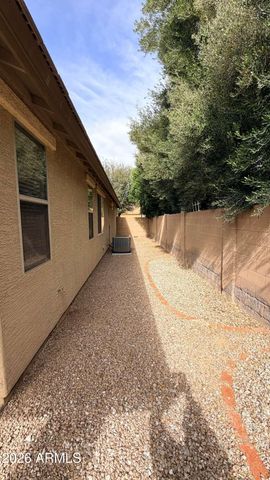 2739 E CANYON CREEK Drive, Gilbert, AZ 85295